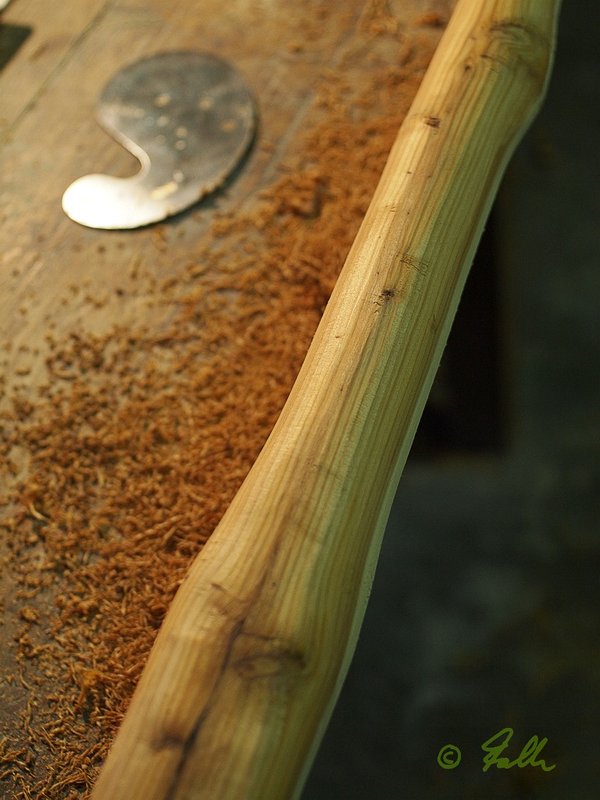Yew Stave being worked on   ©   Falk 2015
