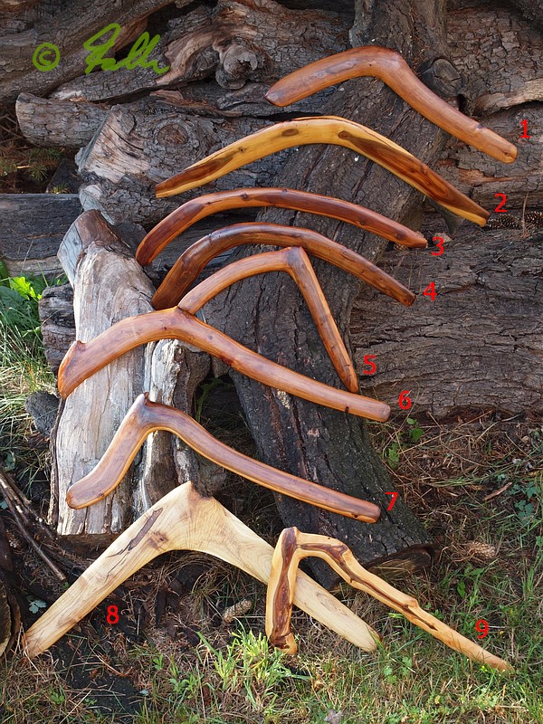 abo style natural knee returning boomerangs     © Falk 2014