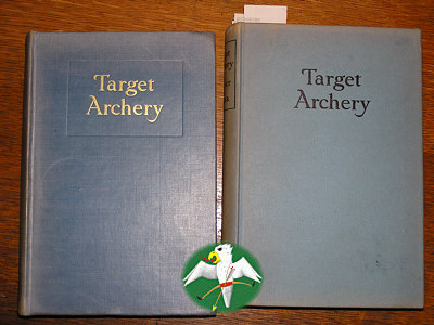 The two different covers of the 1952 Eds. The one with gold lettering being the first, the one with black lettering being the second, though also printed in 1952.  Remaining stock was bought and later (since 1959) sold by Brittains well known Archery Company 'Quick'.   © Falk 2007